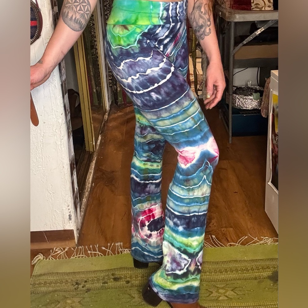 Hand dyed tiedye royal apparel mini flare leggings tyedye blue green pink